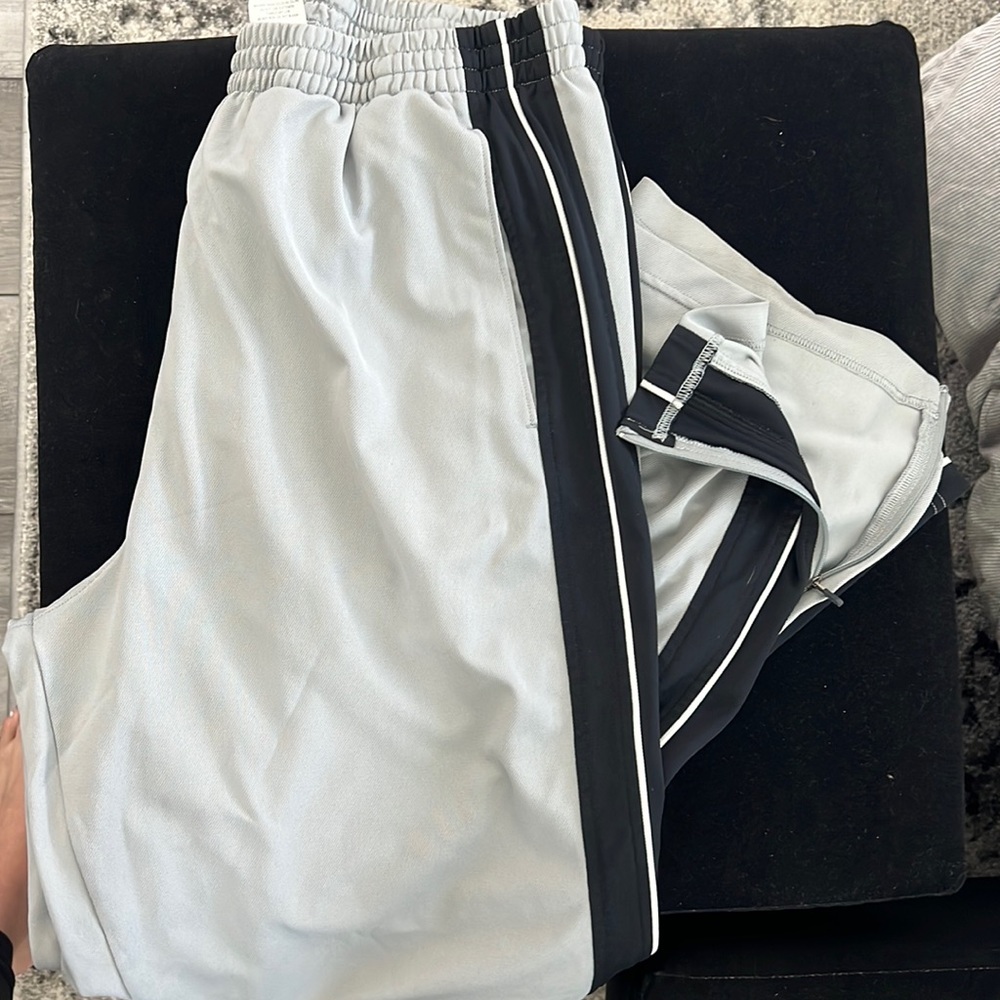 Under armor mens pants